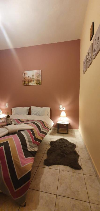Panos Rooms กาลัมปากา ภายนอก รูปภาพ