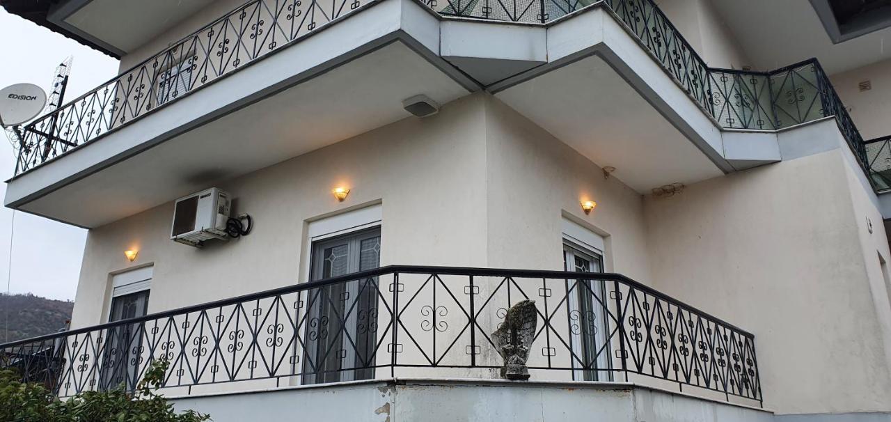 Panos Rooms กาลัมปากา ภายนอก รูปภาพ