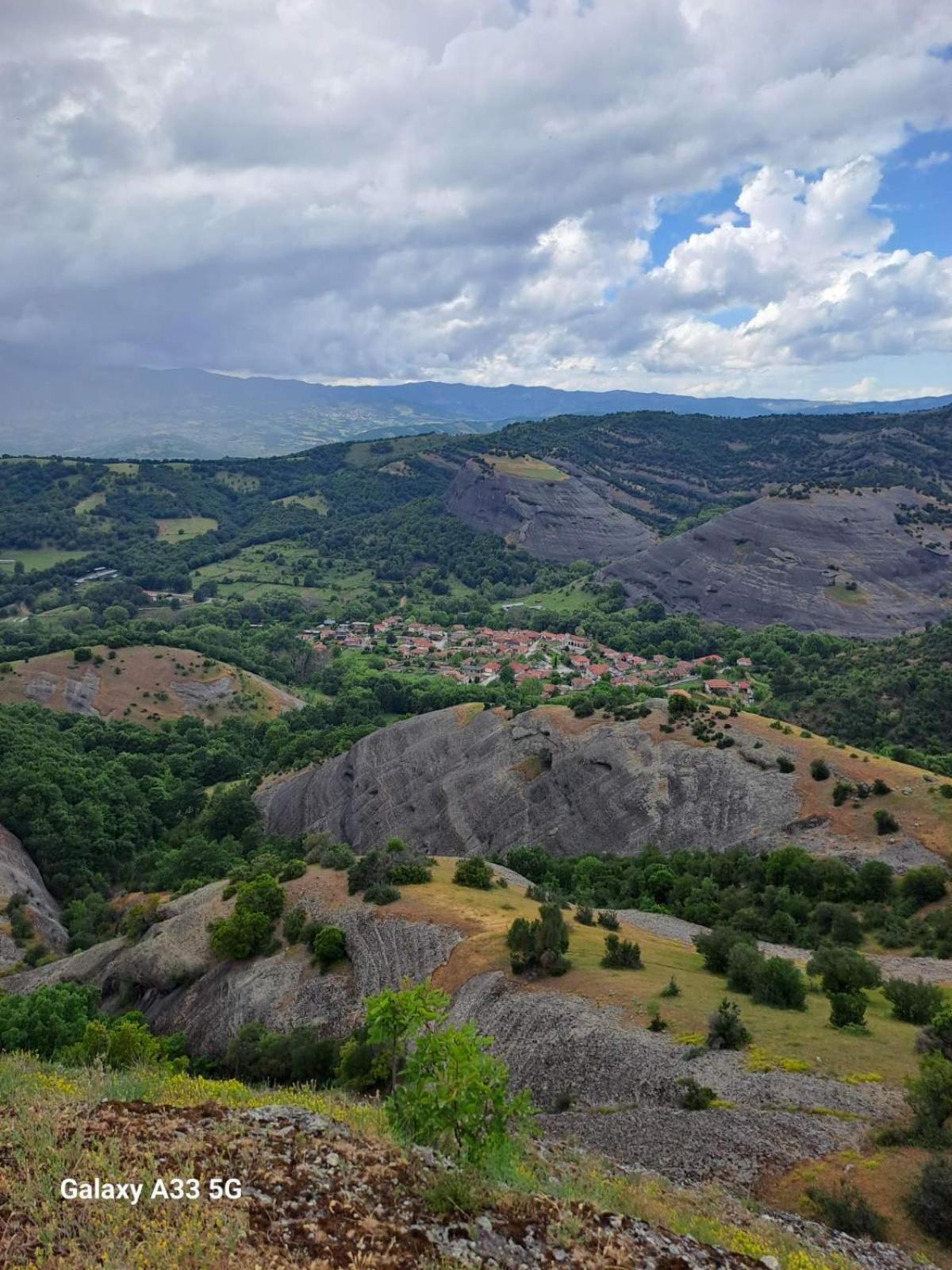 Panos Rooms กาลัมปากา ภายนอก รูปภาพ